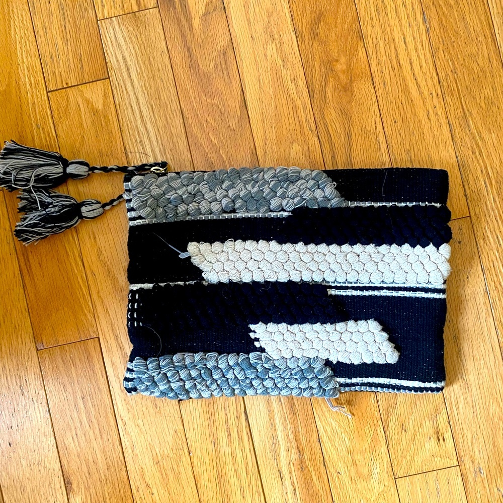 Aritzia Wilfred Black and Gray White Woven Clutch with Tassels boho purse RARE